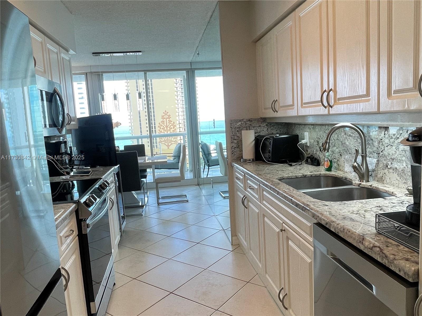 OCEANIA IV CONDO - Residential