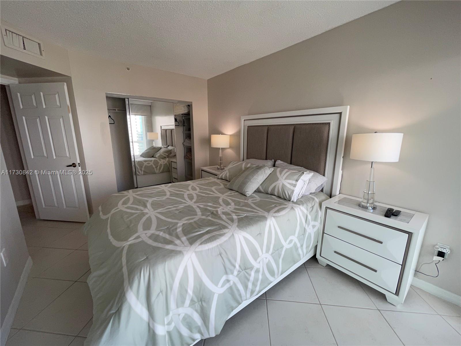 OCEANIA IV CONDO - Residential