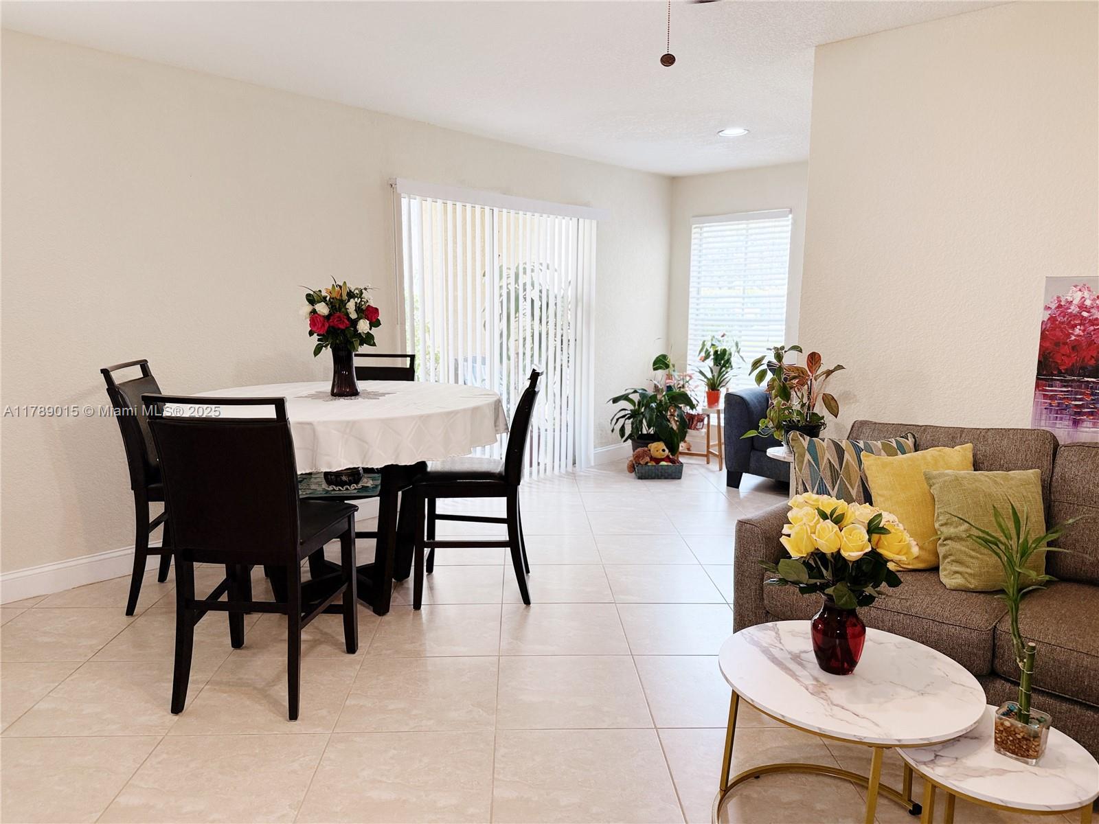805 Riverside Dr 1111