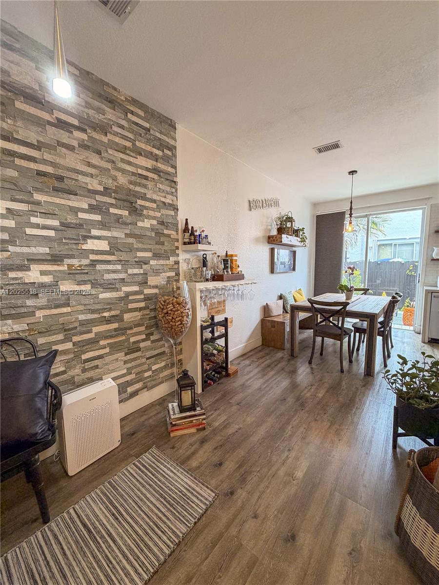 5420 NW 107th Ave 303