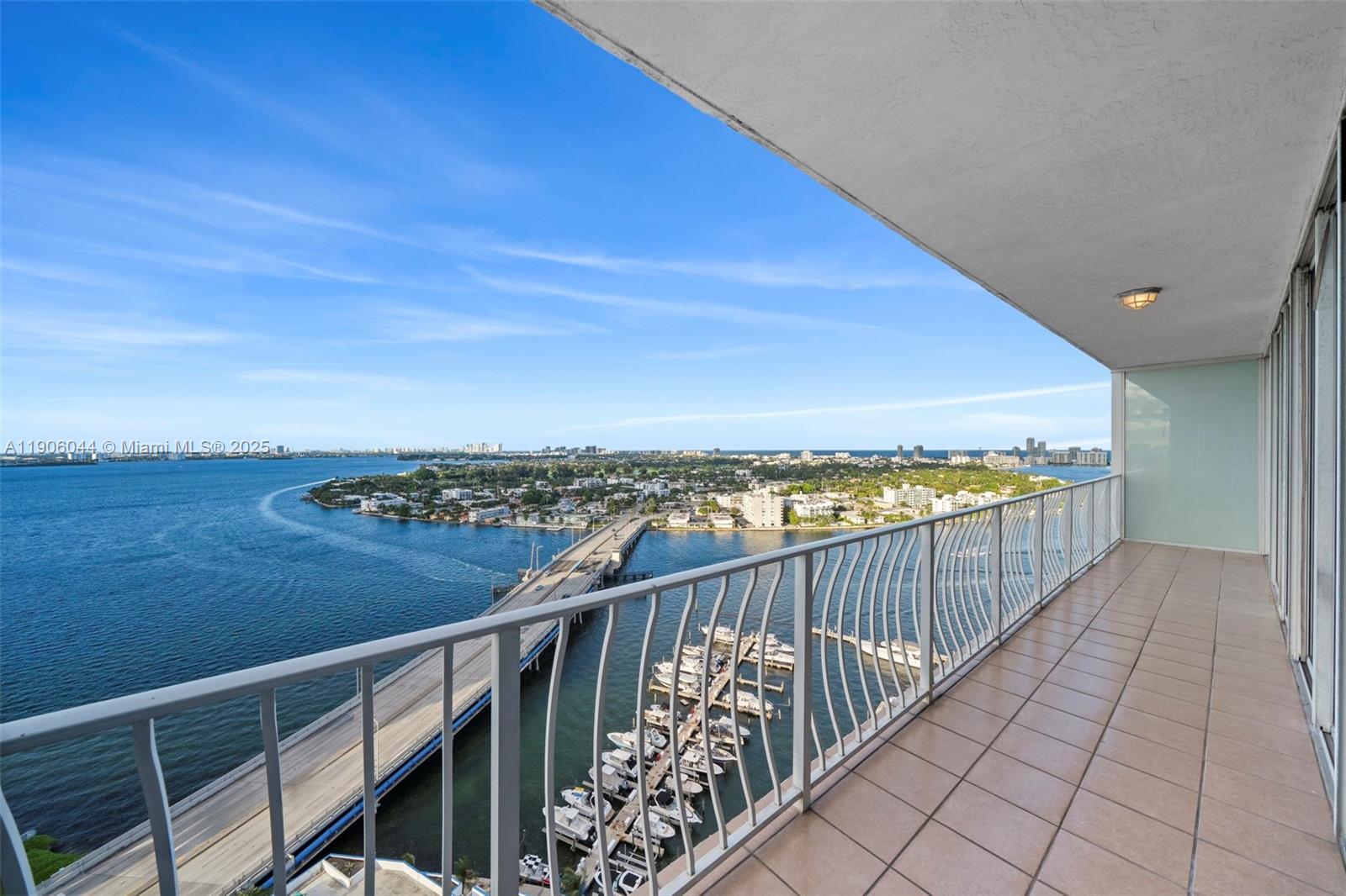 THE GRANDVIEW PALACE COND - Residential Lease