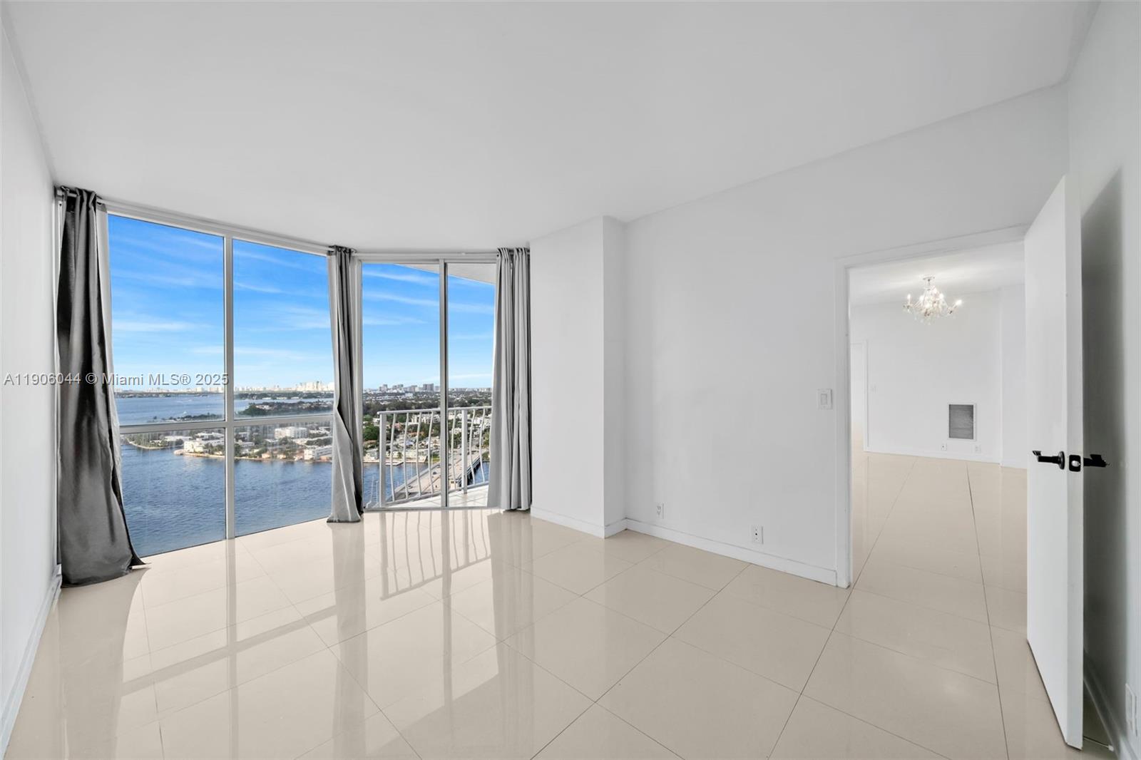 THE GRANDVIEW PALACE COND - Residential Lease