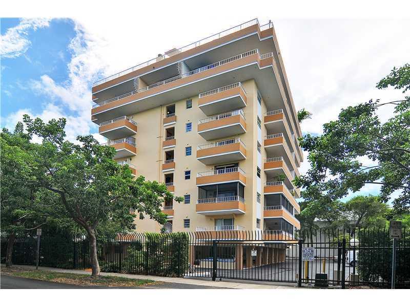 Updated & fully furnished 3rd floor 2/2 in Boutique 9 story building w only 27 units right next to CocoWalk & Mayfair! Enjoy beautiful sunsets from amazing rooftop pool w spectacular unobstructed 360 views of bay, Miami & Coral Gables! Open floor plan, li ving/ding opens to large balcony w treetop views, open kitchen, Murphy bed, laundry rm next ot pool. Wifi, cable & water included. 1 assigned parking, fully gated, steps from restaurants, movies, shopping & bayfront parks! JUST FRESHLY PAINTED!