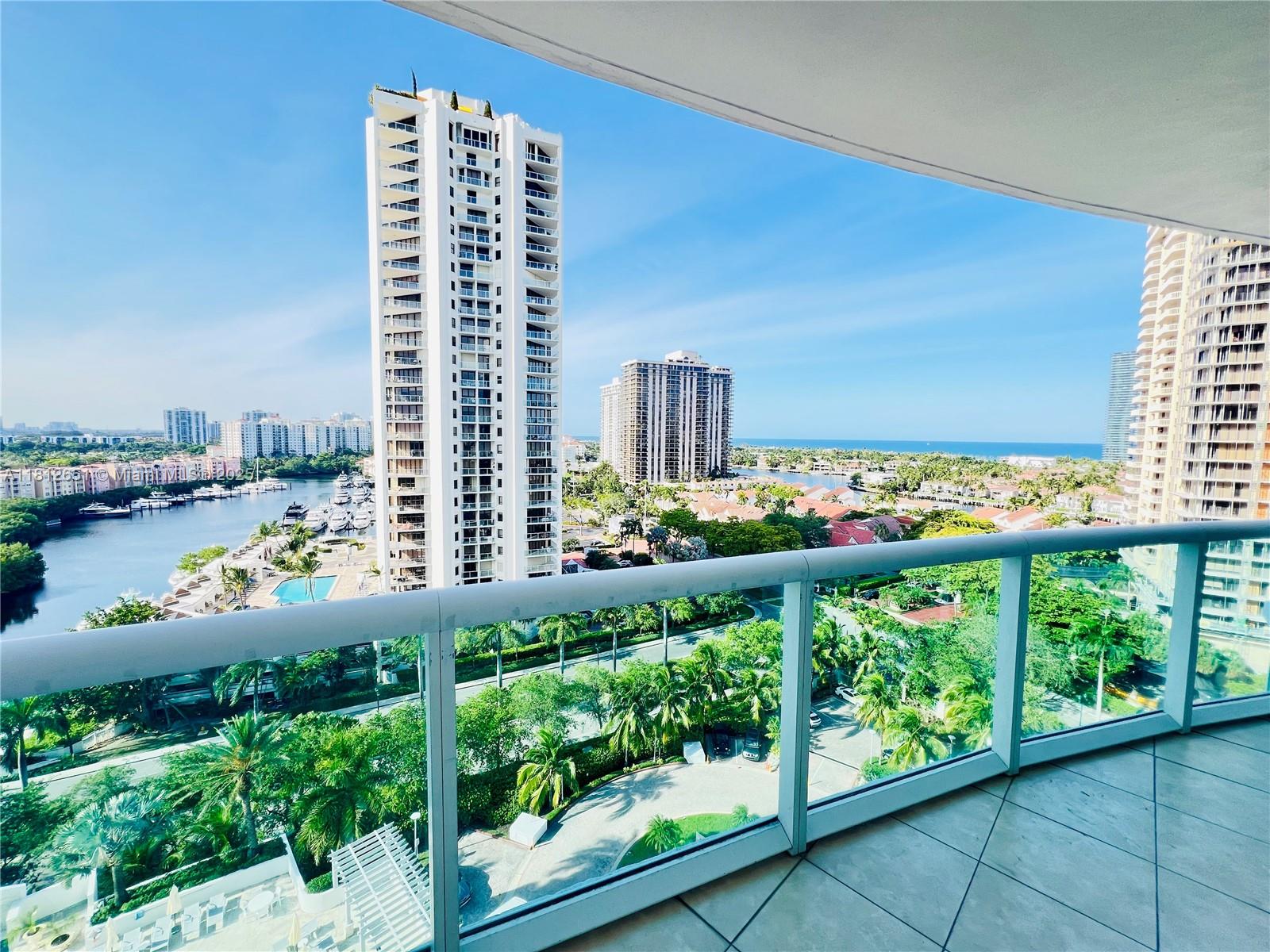 19400 Turnberry Way 1132, Aventura, Miami-Dade County, Florida - 2 Bedrooms  
3 Bathrooms - 