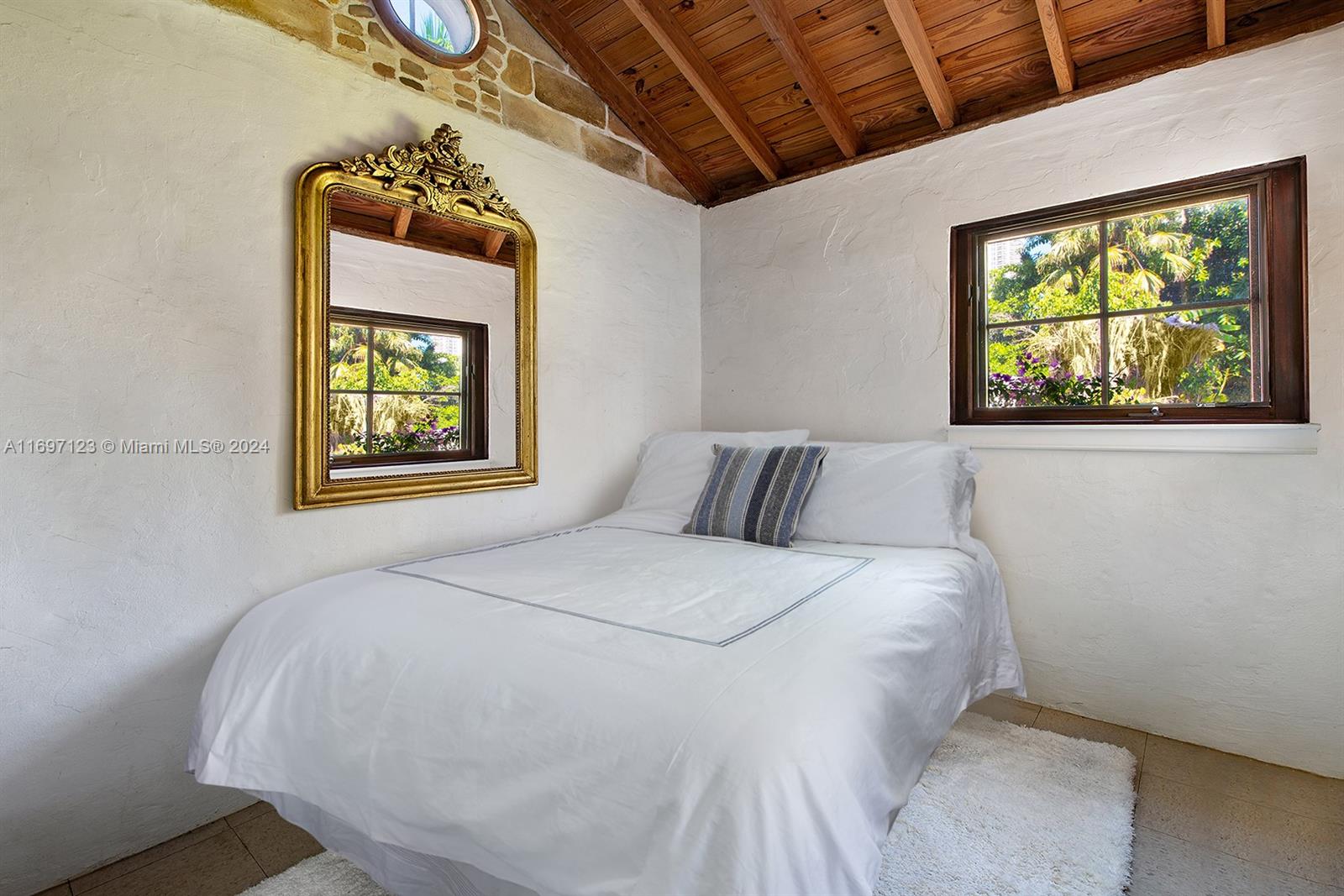 INDIAN BEACH CORP AMD PL - Residential Lease