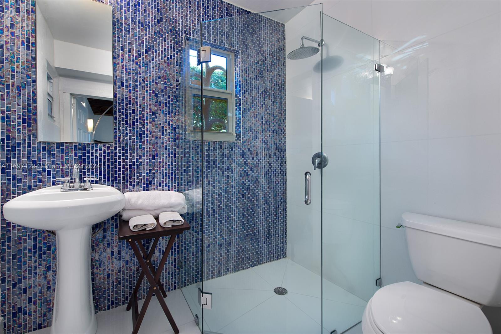 INDIAN BEACH CORP AMD PL - Residential Lease