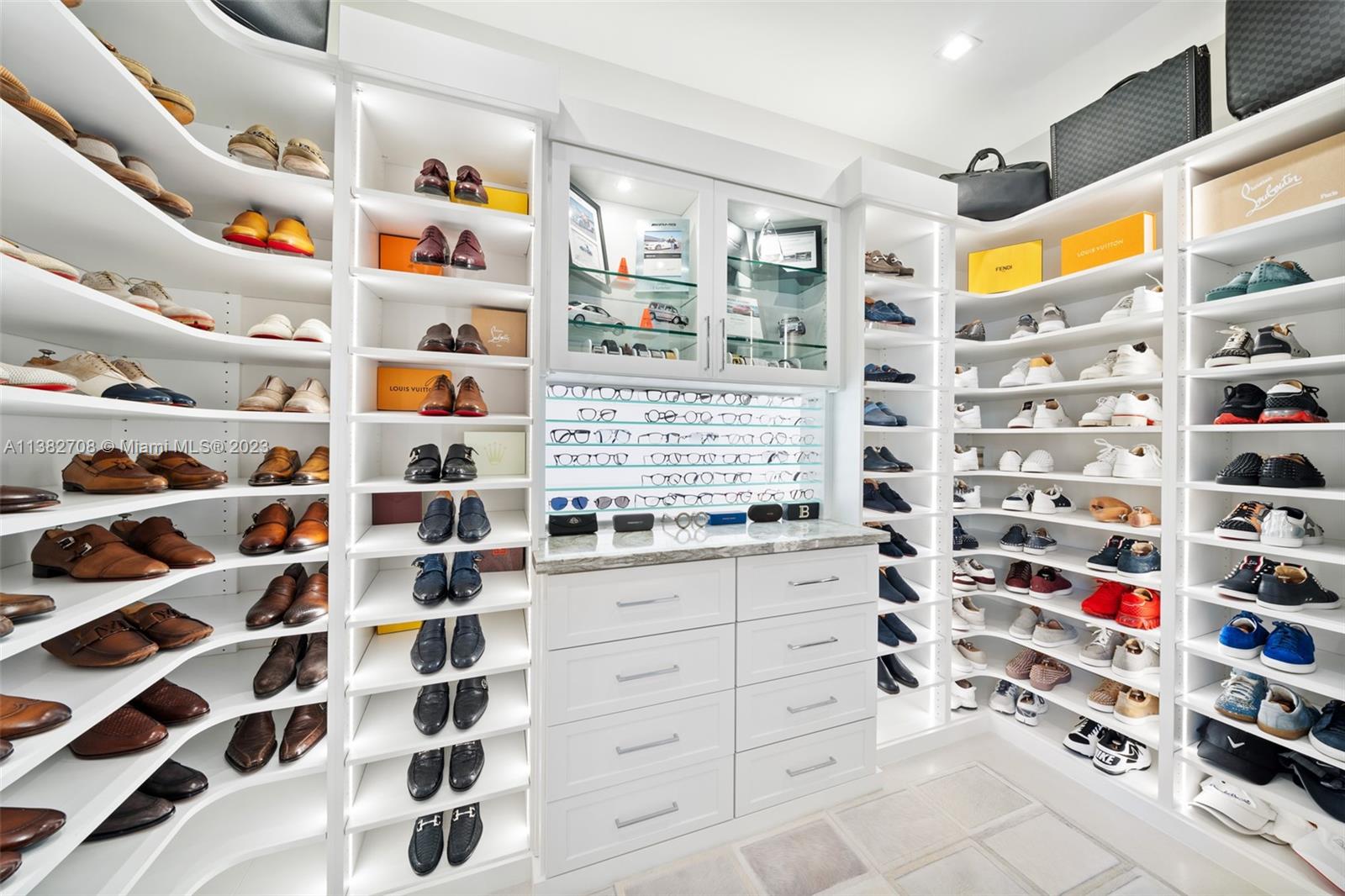 NURMI ISLES ISLAND NO 1 - Residential