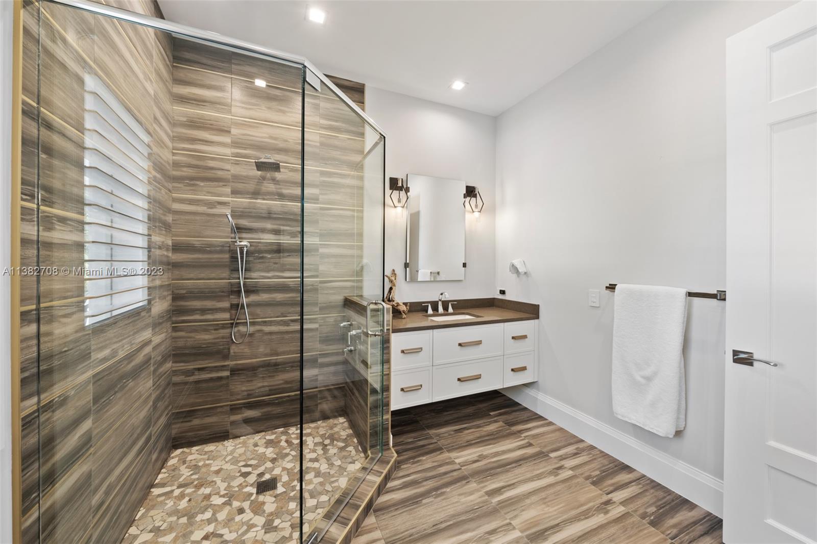 NURMI ISLES ISLAND NO 1 - Residential