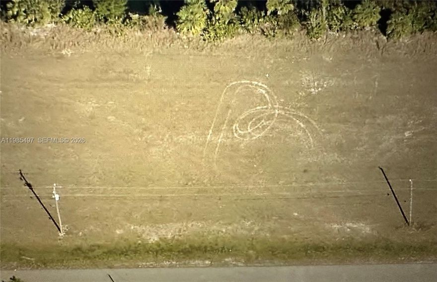 Waterfront lot in highly desirable neighborhood of Cape Coral! Perfect and rare opportunity to build your dream home without to spend a lot of dollars on the purchase of your land, come to check out this lot to see the beautiful new constructions around this land, SELLER'S MOTIVATED .