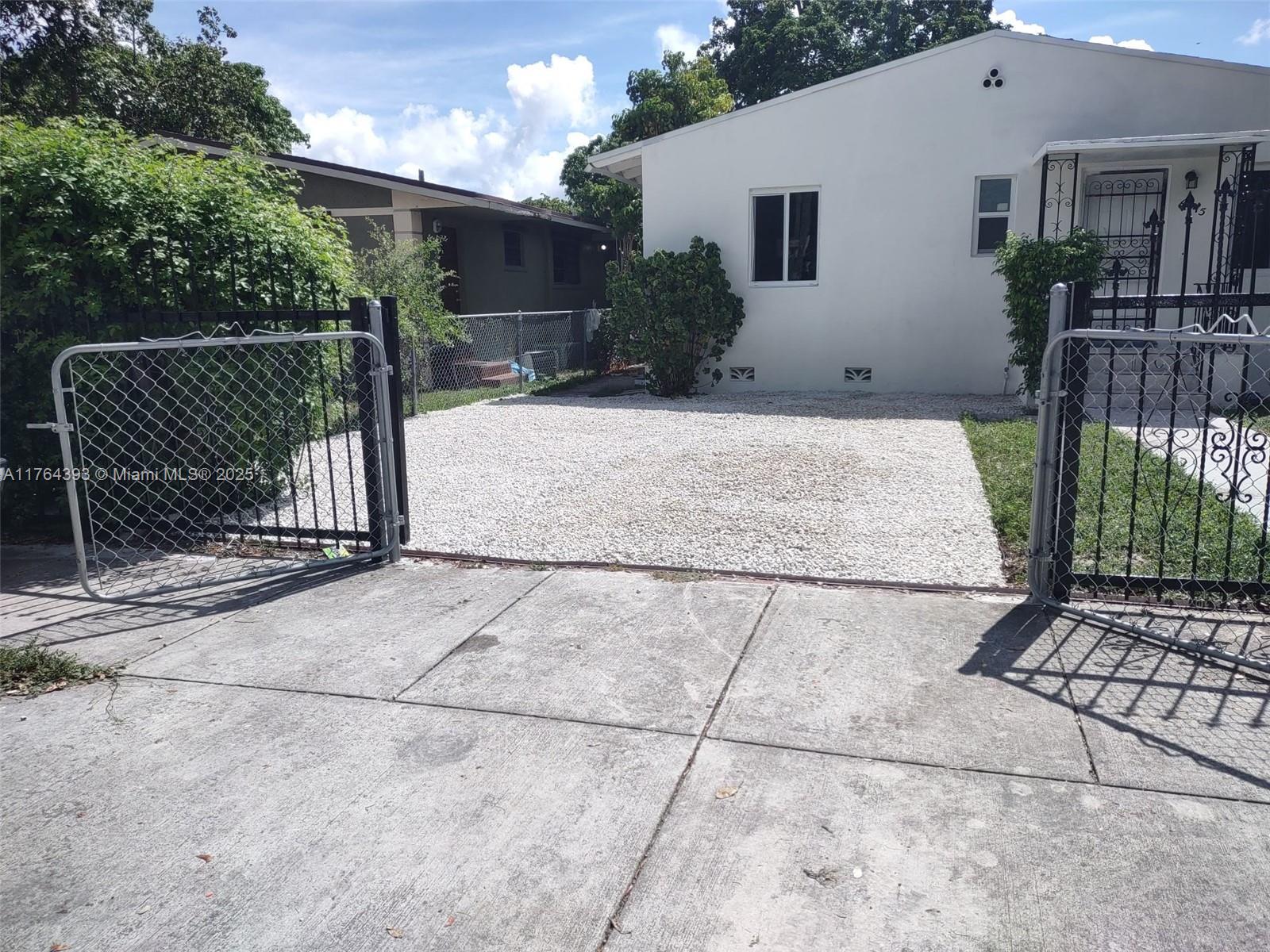 NO MIAMI EST SEC 3 - Residential Income