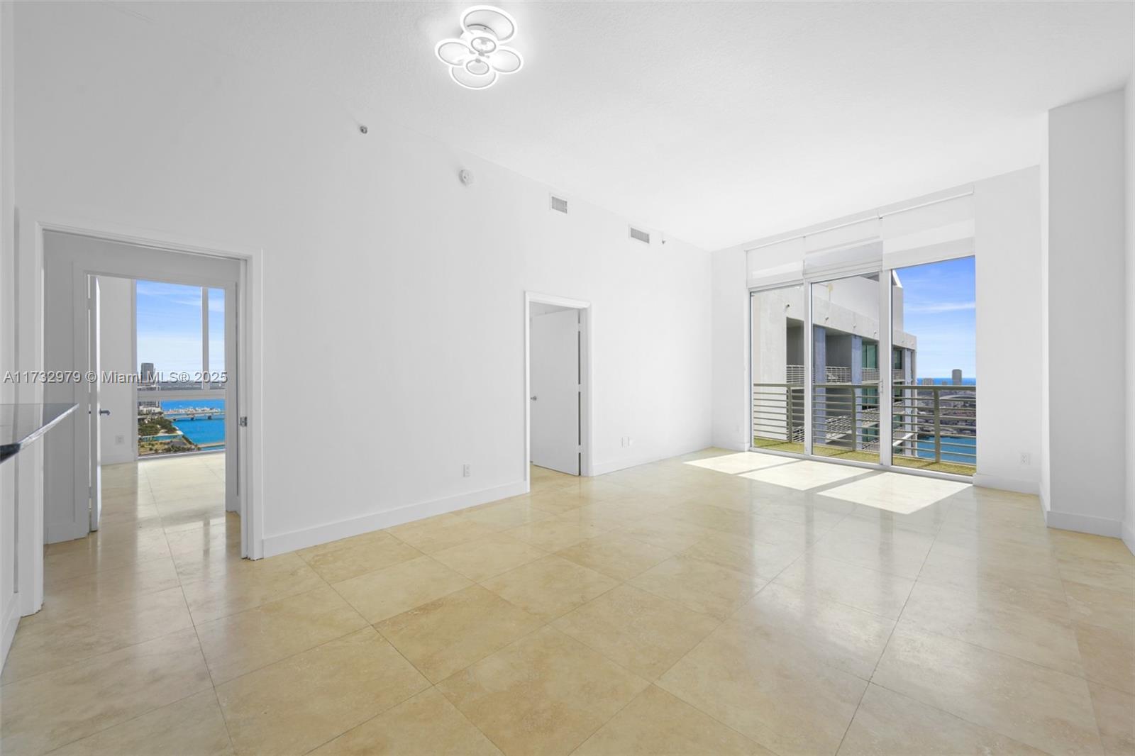 Property for Sale at 325 S Biscayne Blvd Lph26, Miami, Broward County, Florida - Bedrooms: 3 
Bathrooms: 2  - $999,000