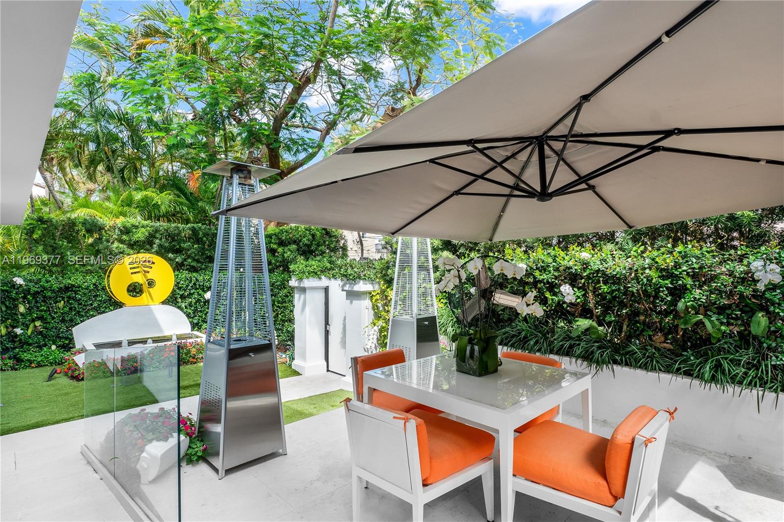 LINCOLN ROAD VILLAS SOUTH - Residential