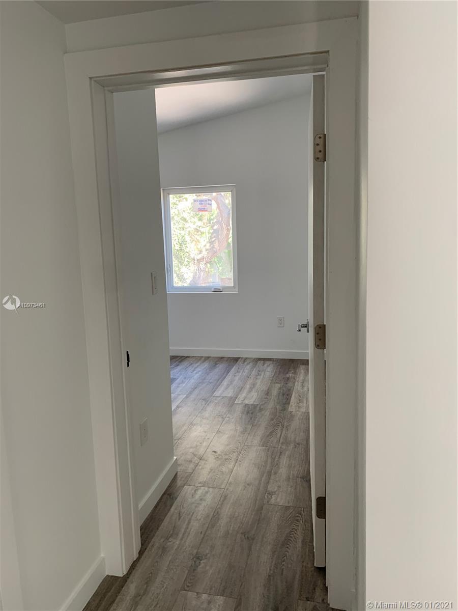 BISCAYNE AVE TRACT - Residential Lease