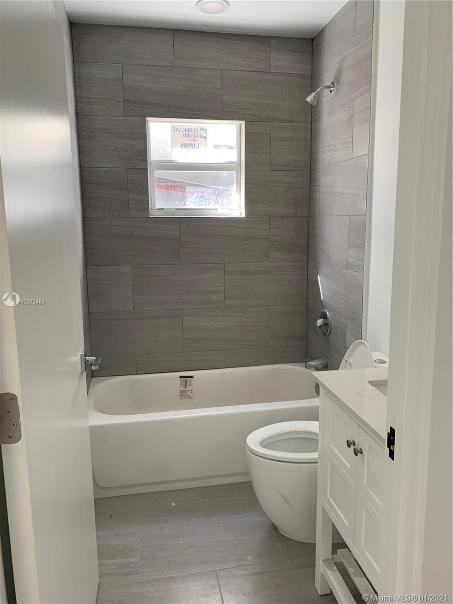 BISCAYNE AVE TRACT - Residential Lease