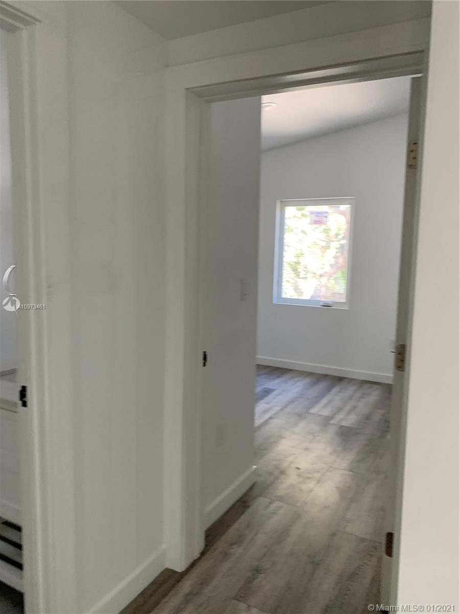 BISCAYNE AVE TRACT - Residential Lease