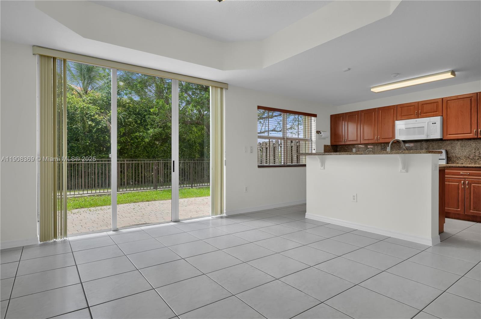 EGRET LAKES ESTATES SEC 4 - Residential