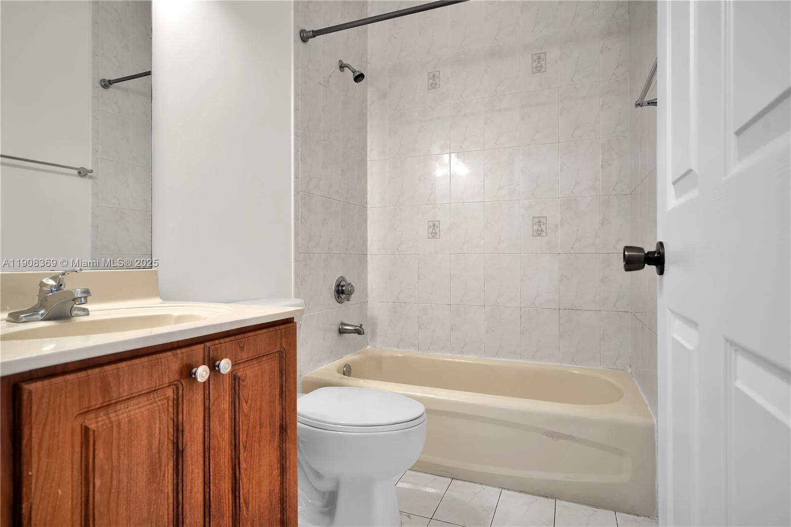 EGRET LAKES ESTATES SEC 4 - Residential