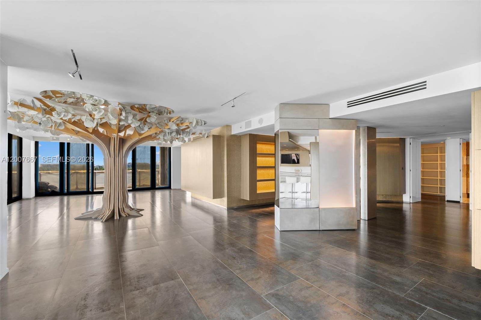 BAL HARBOUR TOWER CONDO - Residential