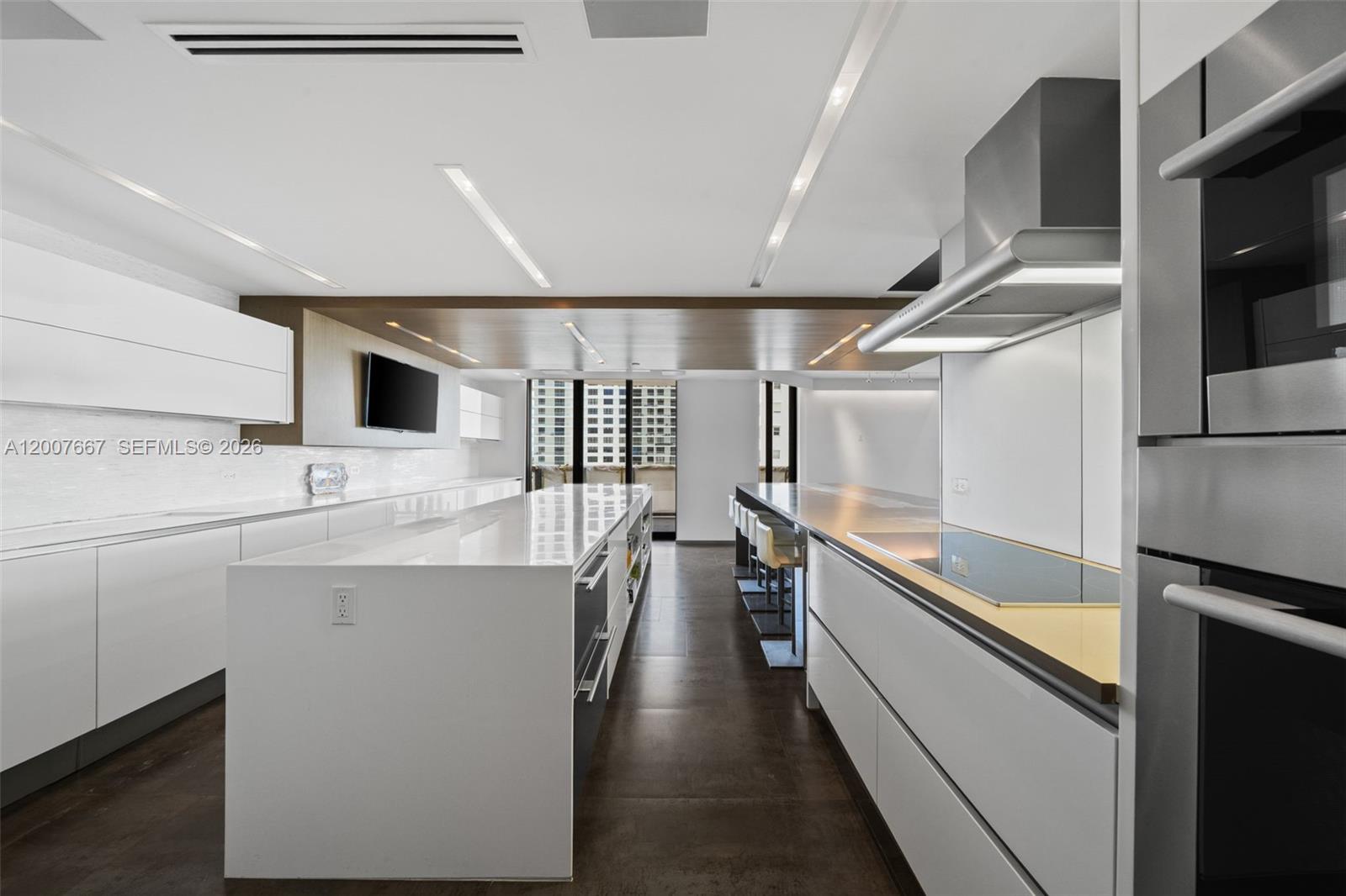 BAL HARBOUR TOWER CONDO - Residential