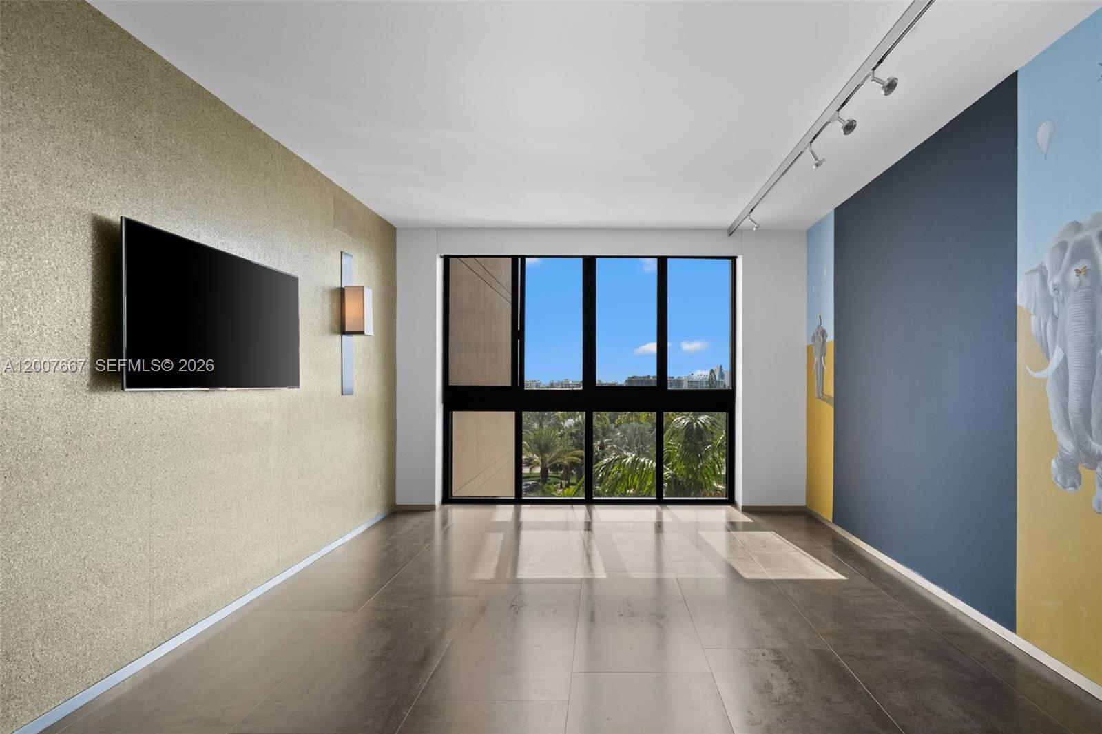 BAL HARBOUR TOWER CONDO - Residential
