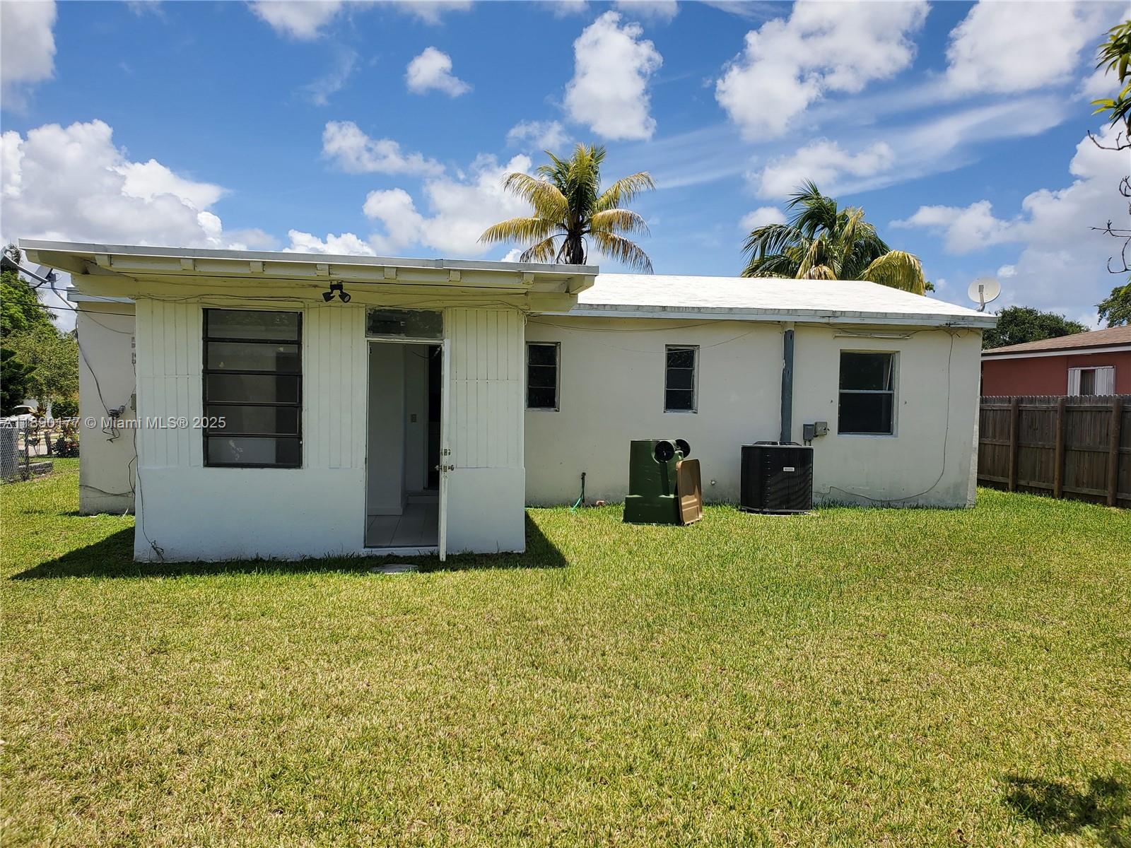 BISCAYNE HIGHLANDS - Residential Lease