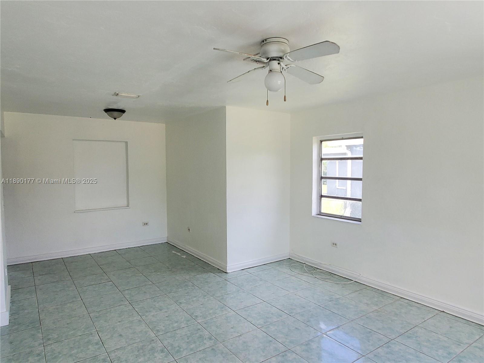 BISCAYNE HIGHLANDS - Residential Lease