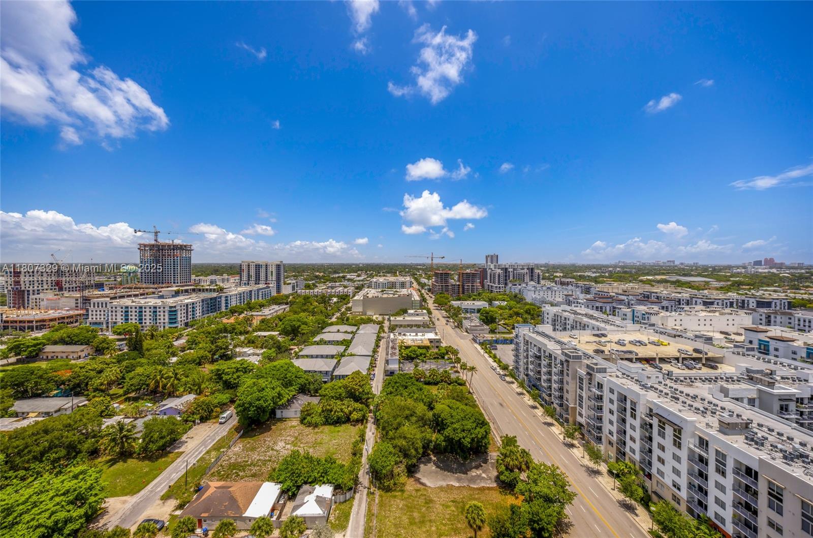 315 NE 3rd Ave 1809