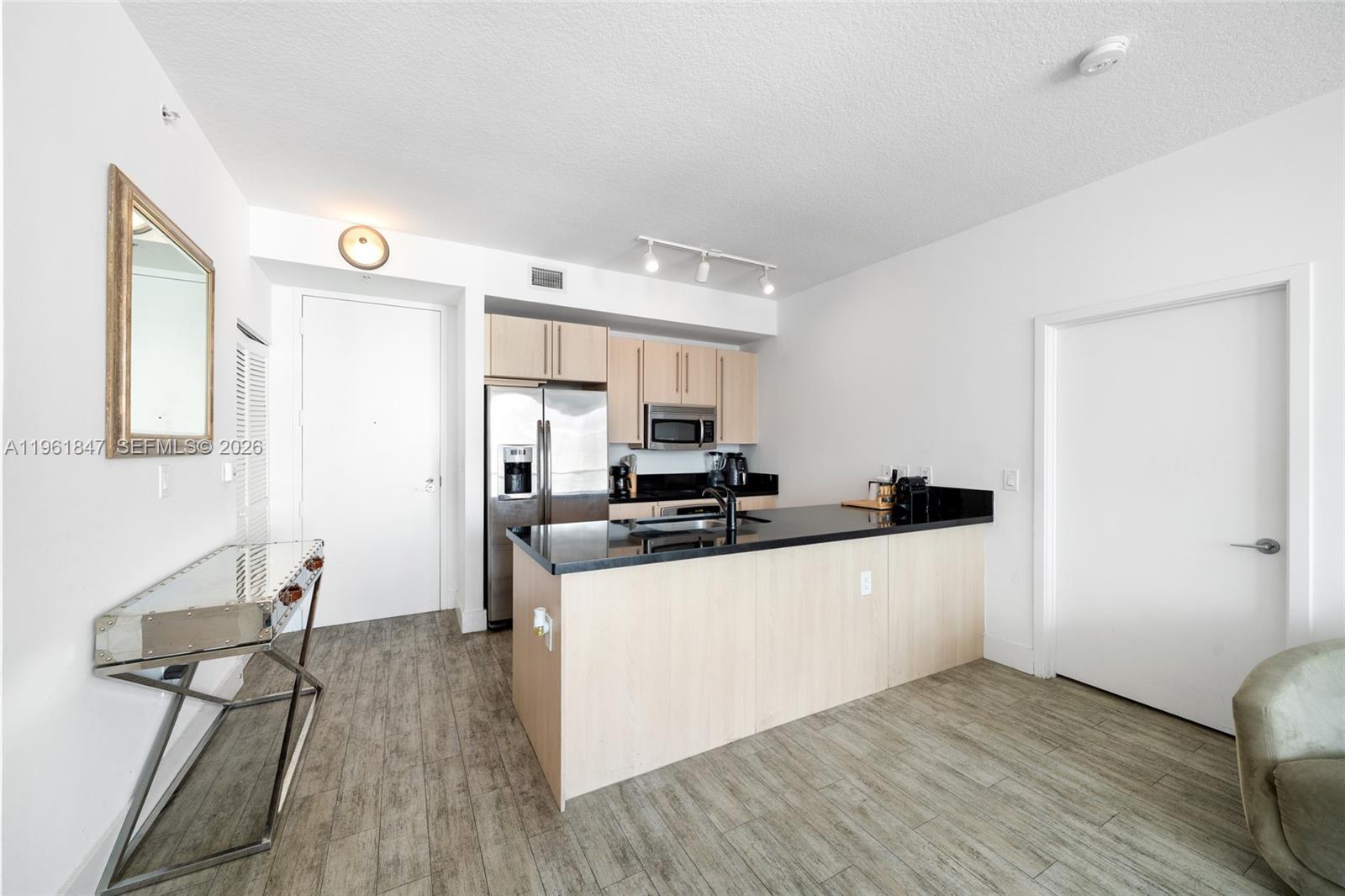 THE AXIS ON BRICKELL II C - Residential