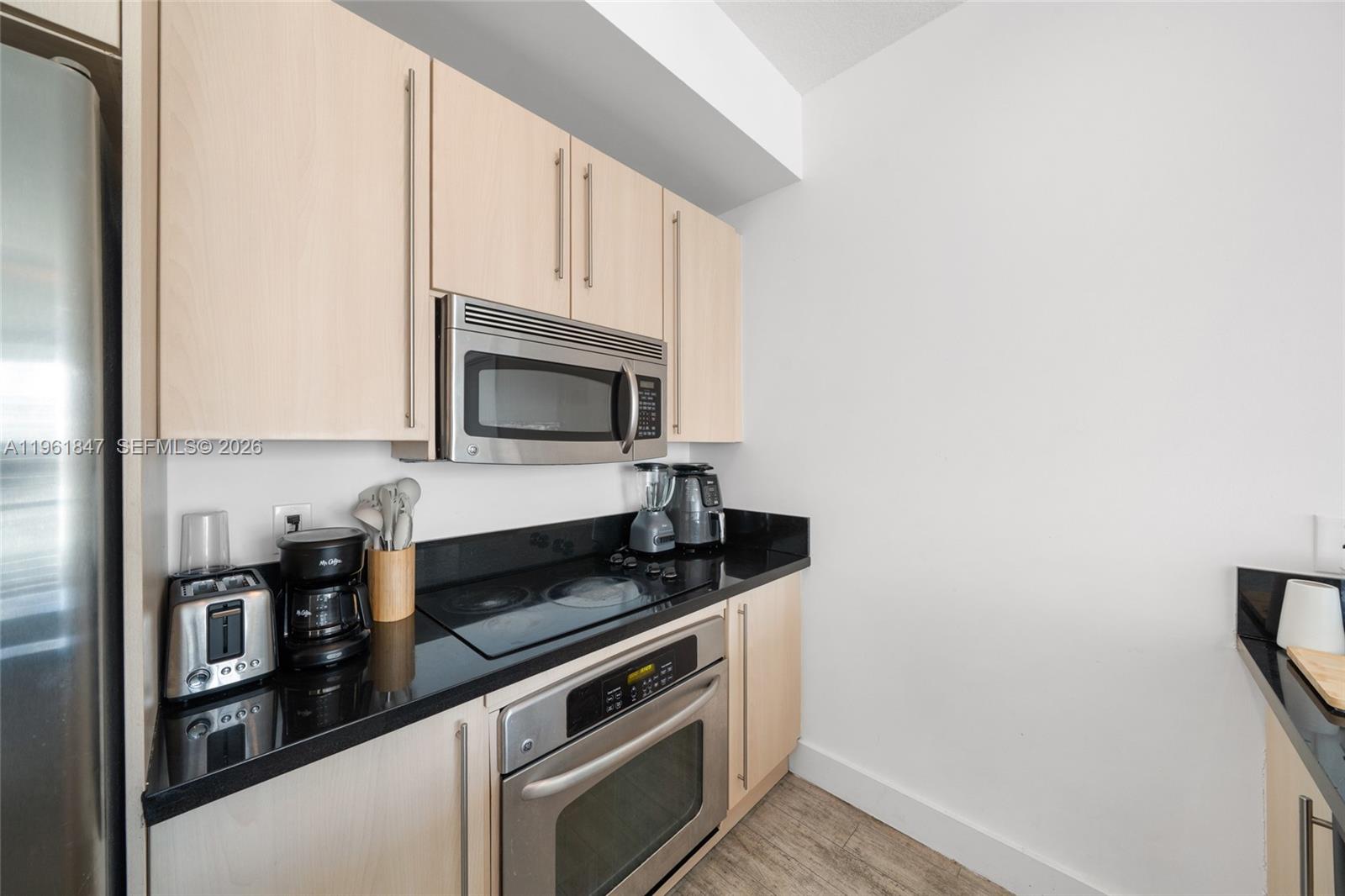 1111 SW 1st Ave 3422-N