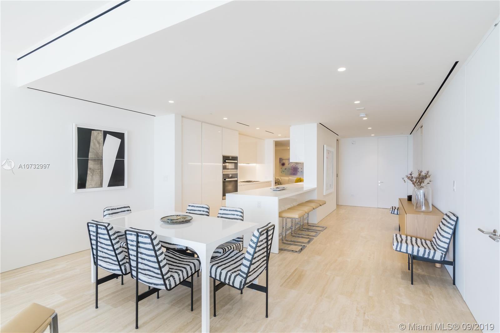 SURF CLUB CONDO - Residential