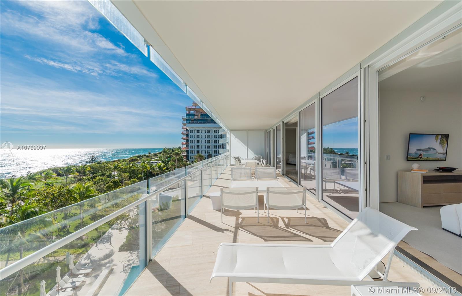 SURF CLUB CONDO - Residential