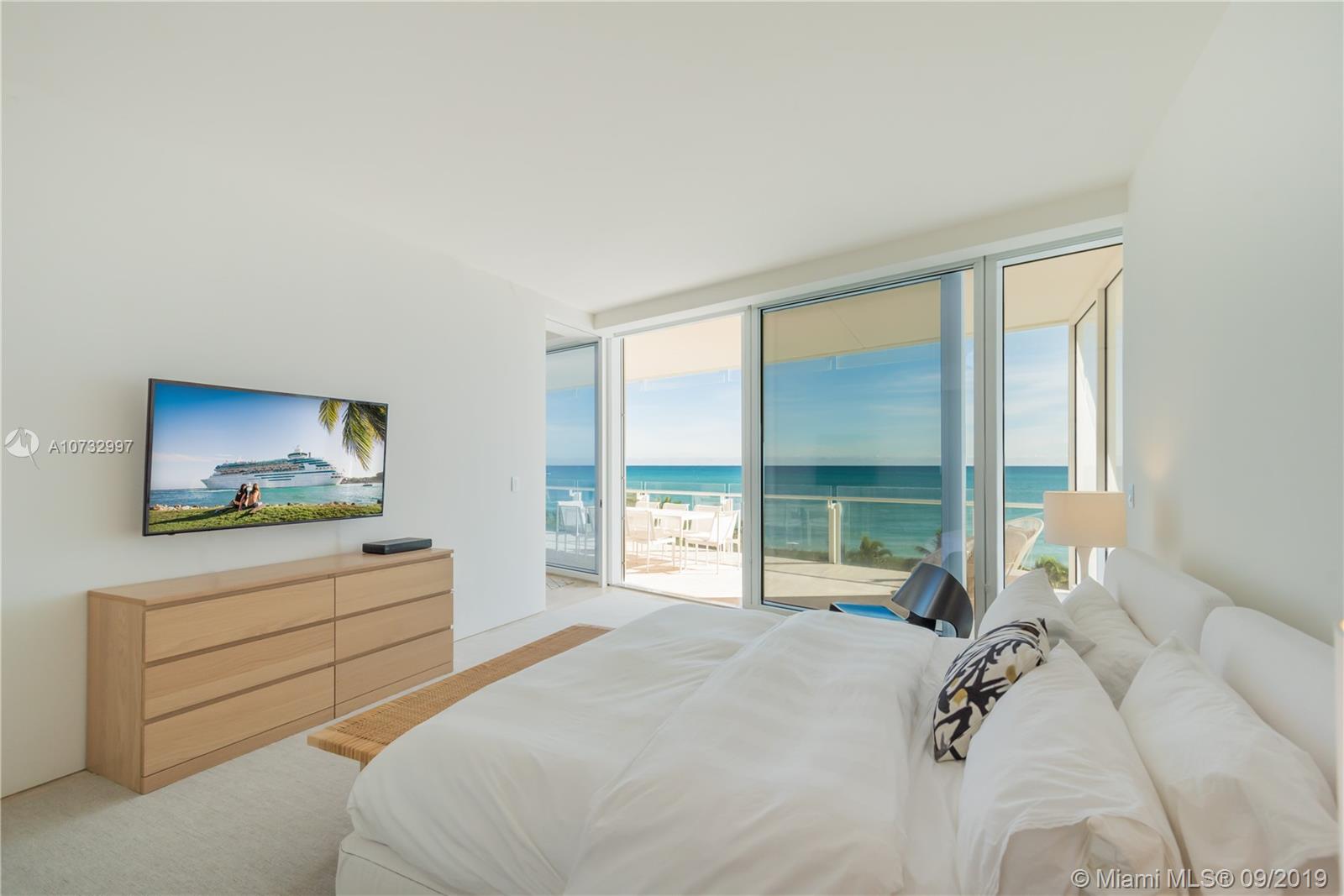 SURF CLUB CONDO - Residential