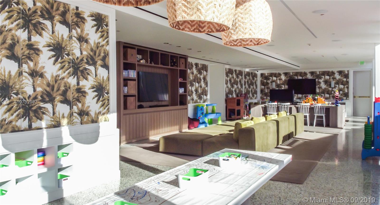 SURF CLUB CONDO - Residential