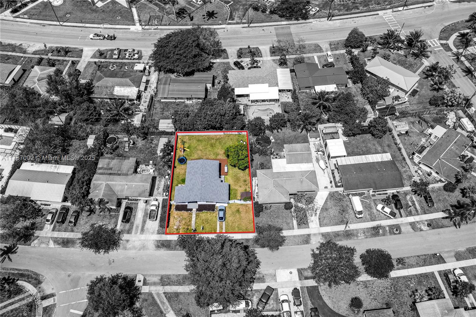 PINE TREE MANOR SEC 4 - Residential