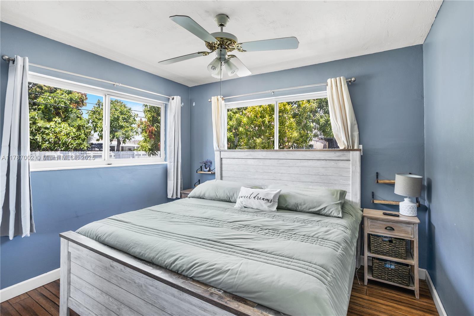 PINE TREE MANOR SEC 4 - Residential