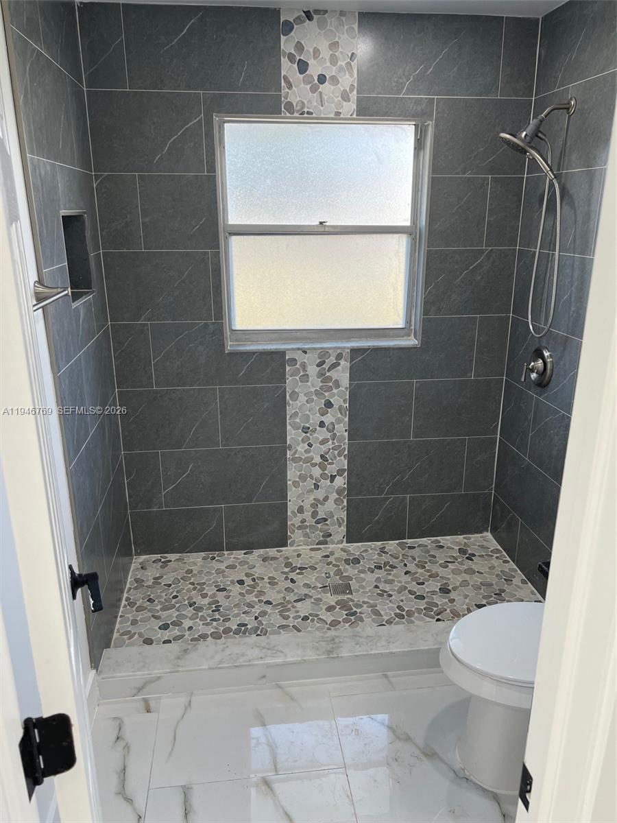 Holeusa - Residential