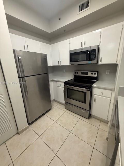 PALM GARDENS AT DORAL CON - Residential Lease