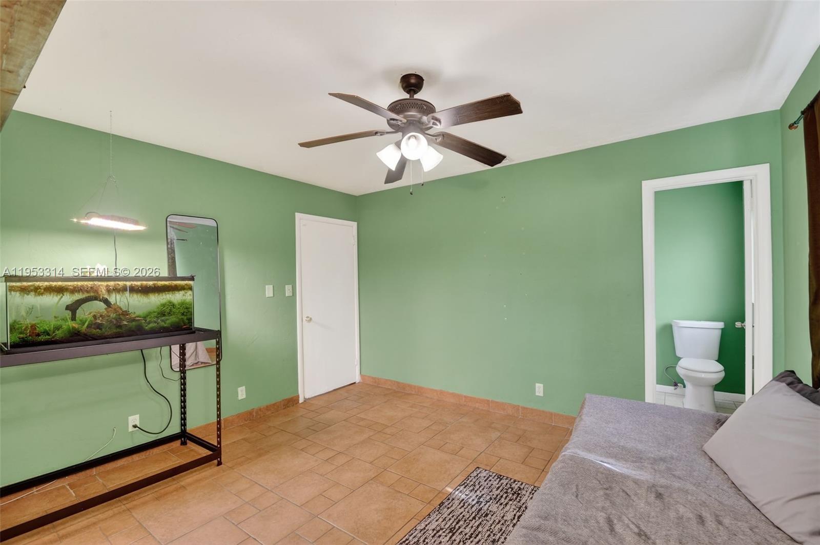 LAKE OSBORNE ESTATES 6 - Residential