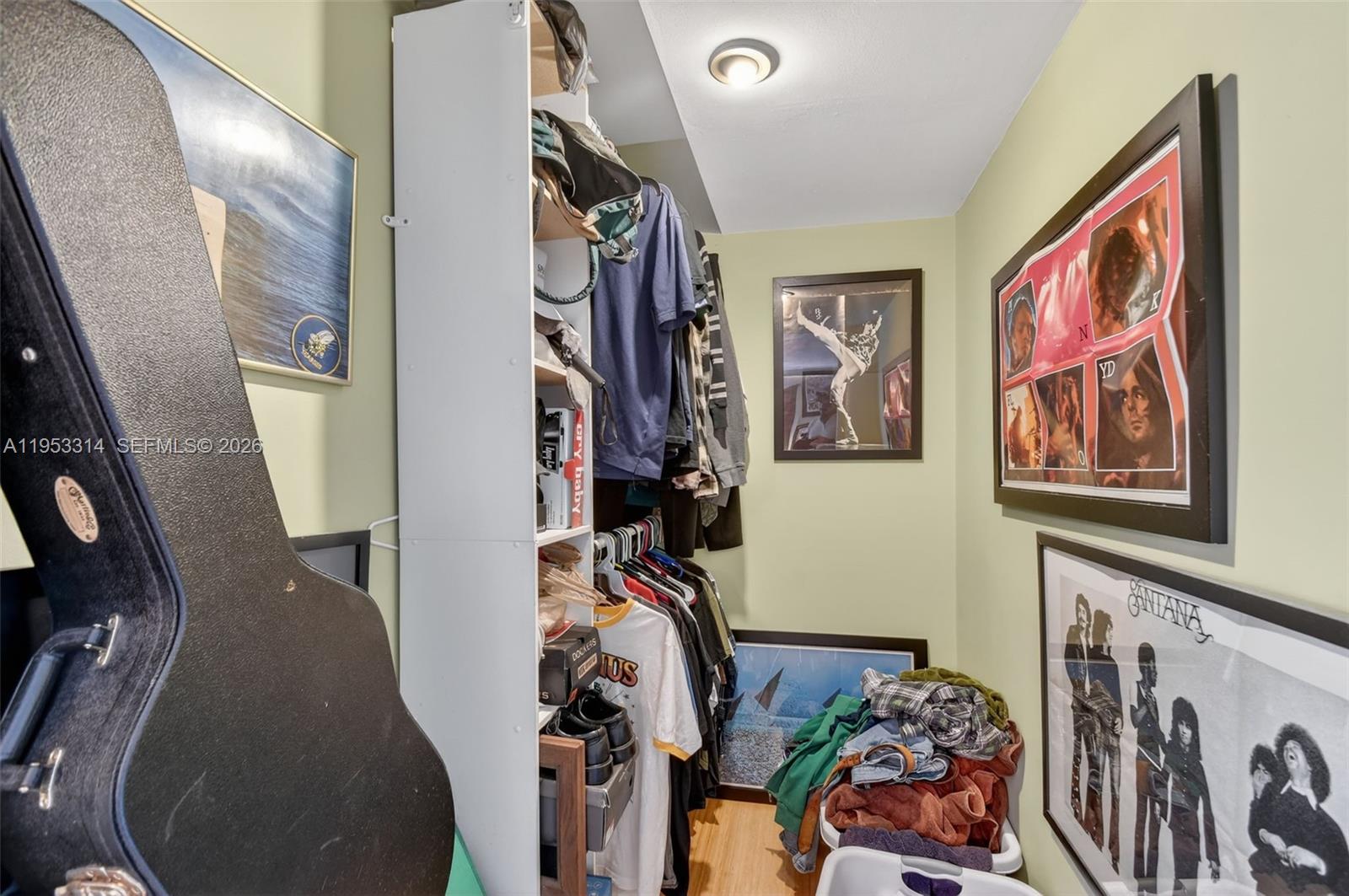 LAKE OSBORNE ESTATES 6 - Residential