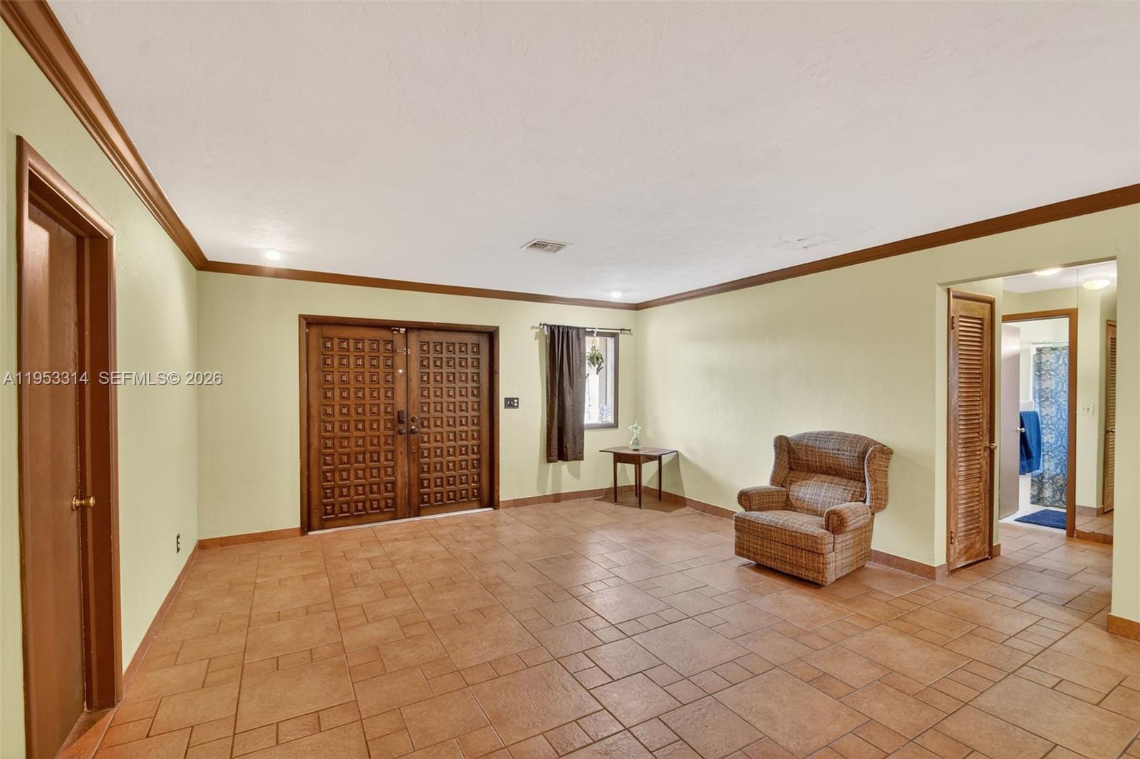 LAKE OSBORNE ESTATES 6 - Residential