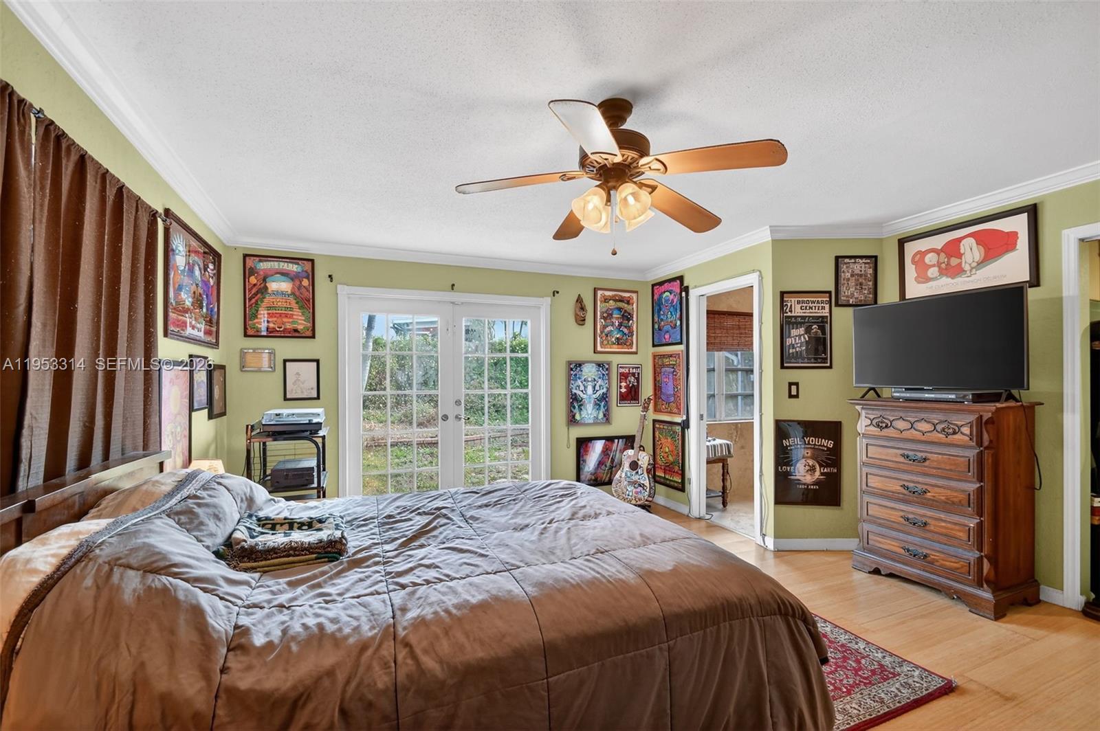 LAKE OSBORNE ESTATES 6 - Residential