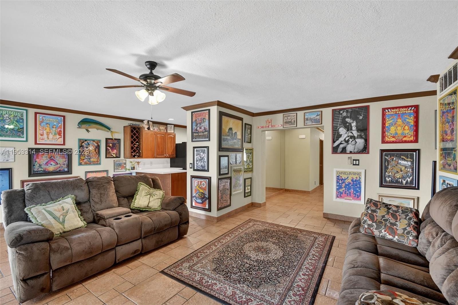 LAKE OSBORNE ESTATES 6 - Residential