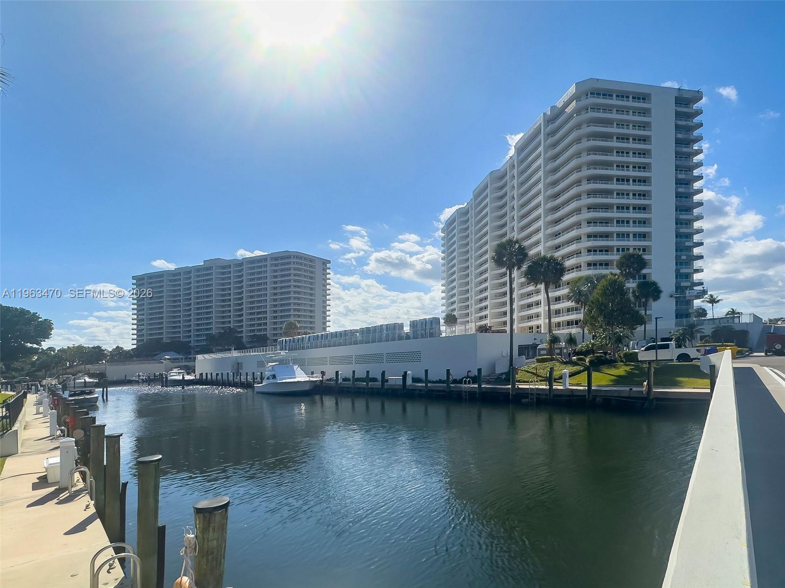 SEA RANCH CLUB OF BOCA II - Residential