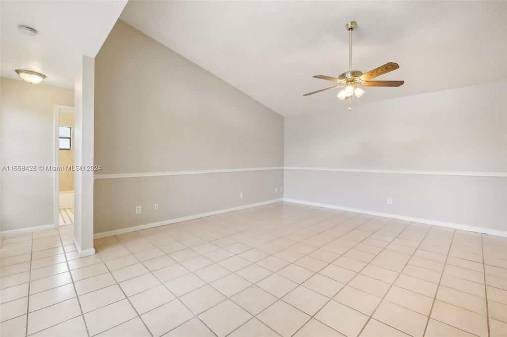 Photo of 1067 Manor Dr, Palm Springs, FL 33461 (MLS # A11658428)