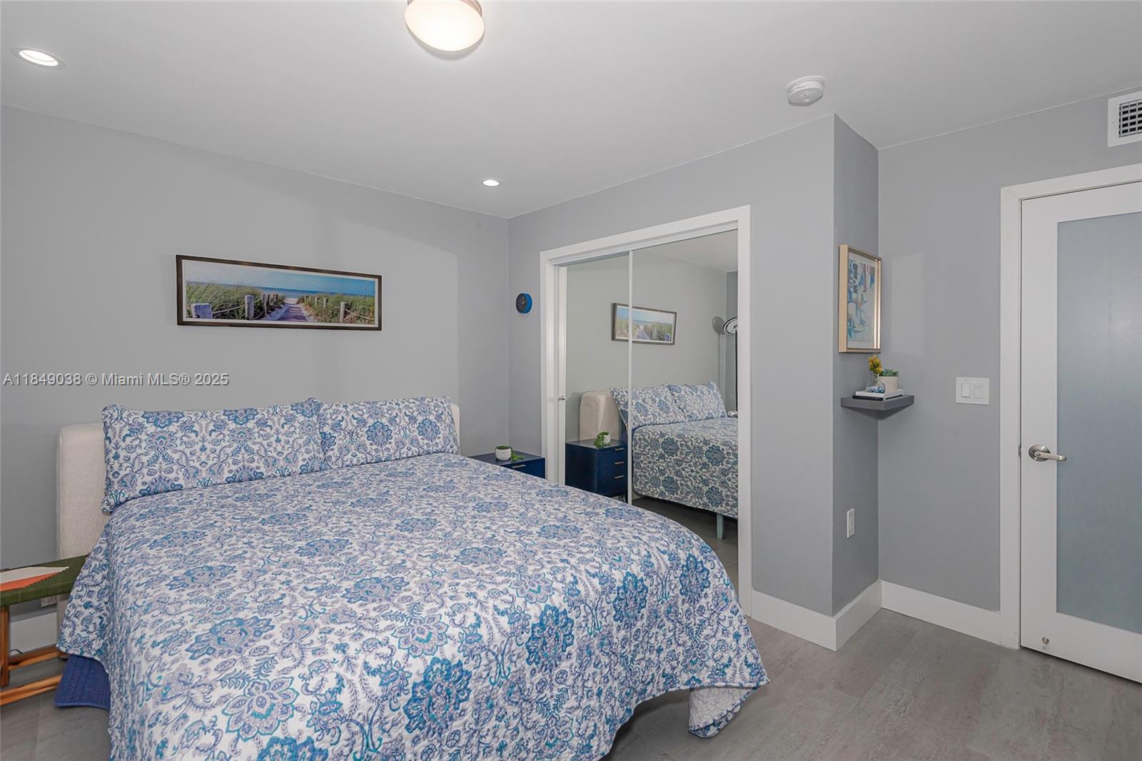 LIDO BAY - Residential