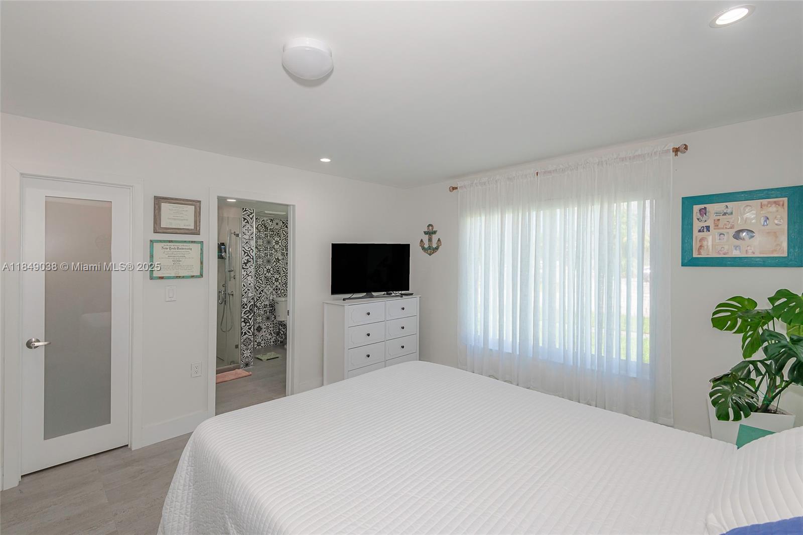 LIDO BAY - Residential