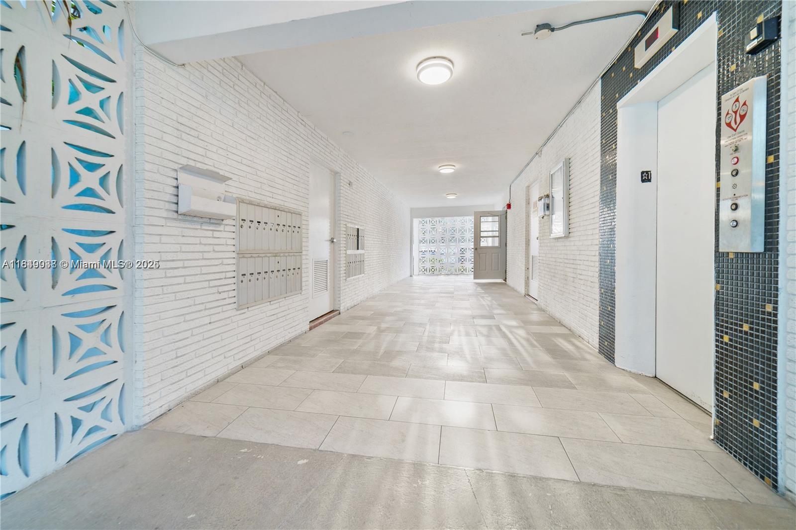 LIDO BAY - Residential