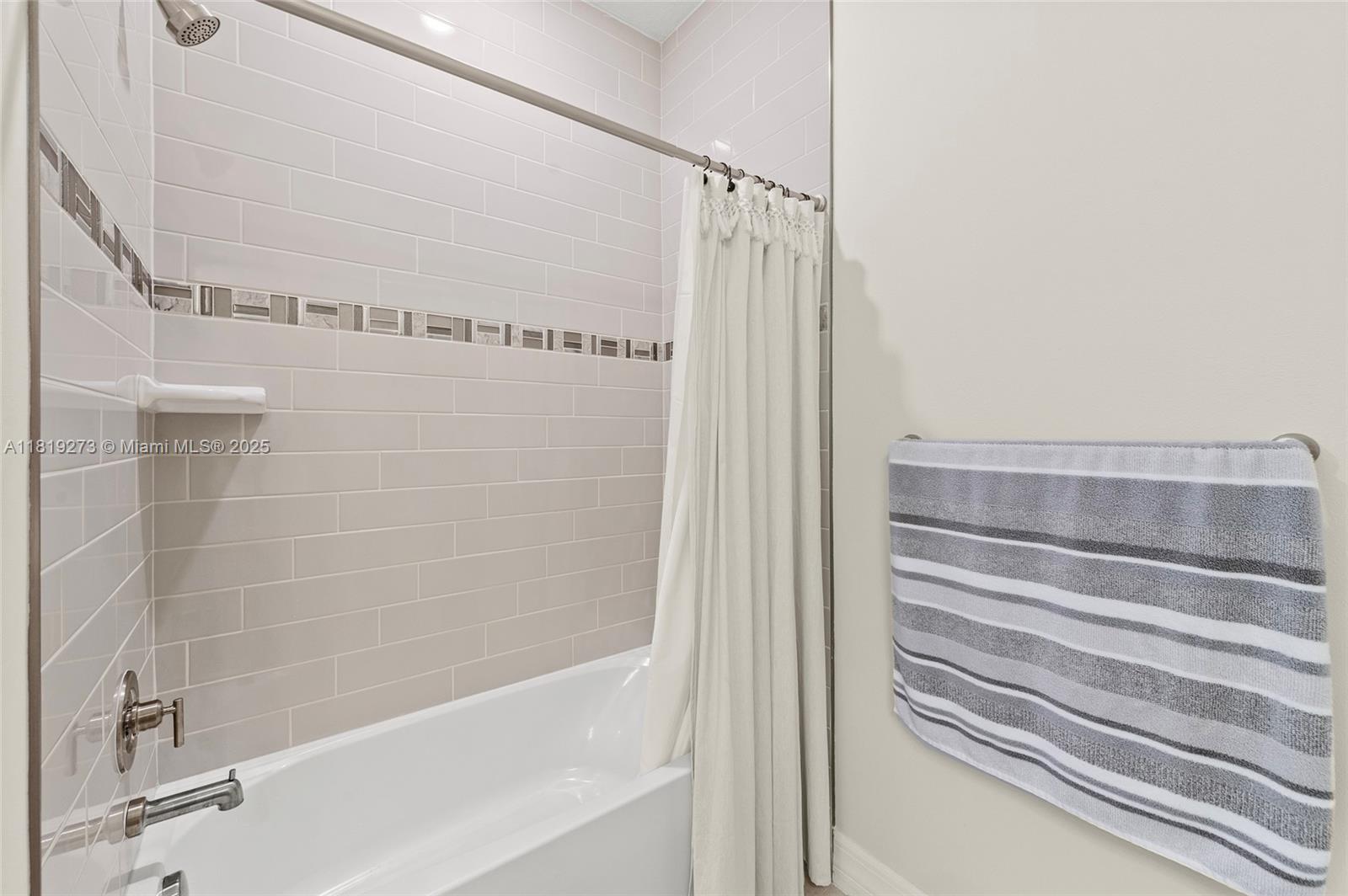 HERON PRESERVE AT TRADITI - Residential