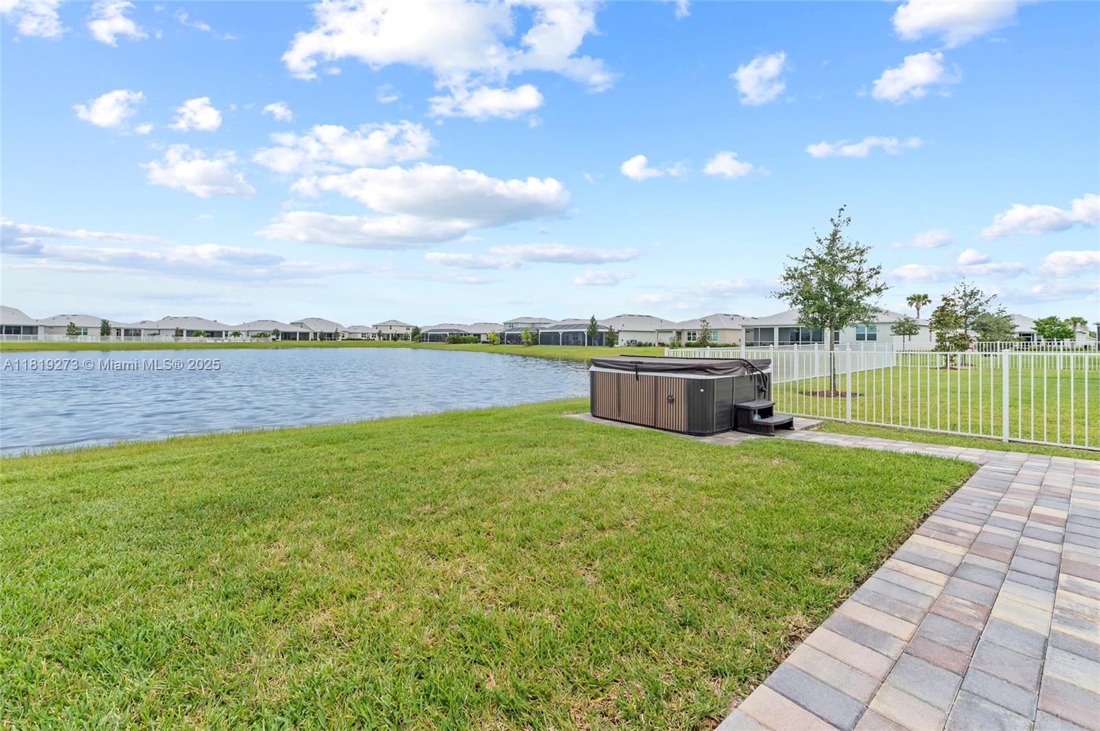 HERON PRESERVE AT TRADITI - Residential