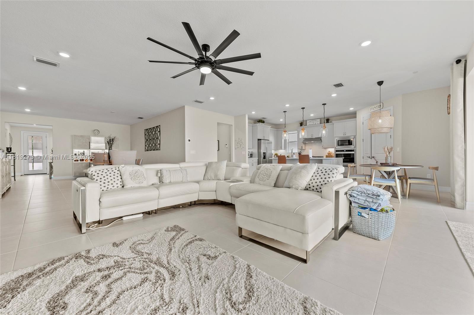 HERON PRESERVE AT TRADITI - Residential